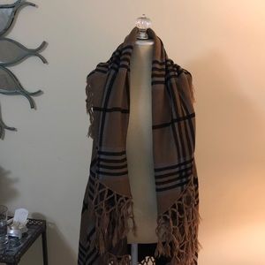 Fringe and Plaid 2-in-1 Scarf/Vest. g brand. OS.